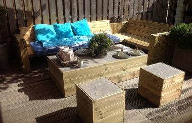 Chill-out zone for drinks